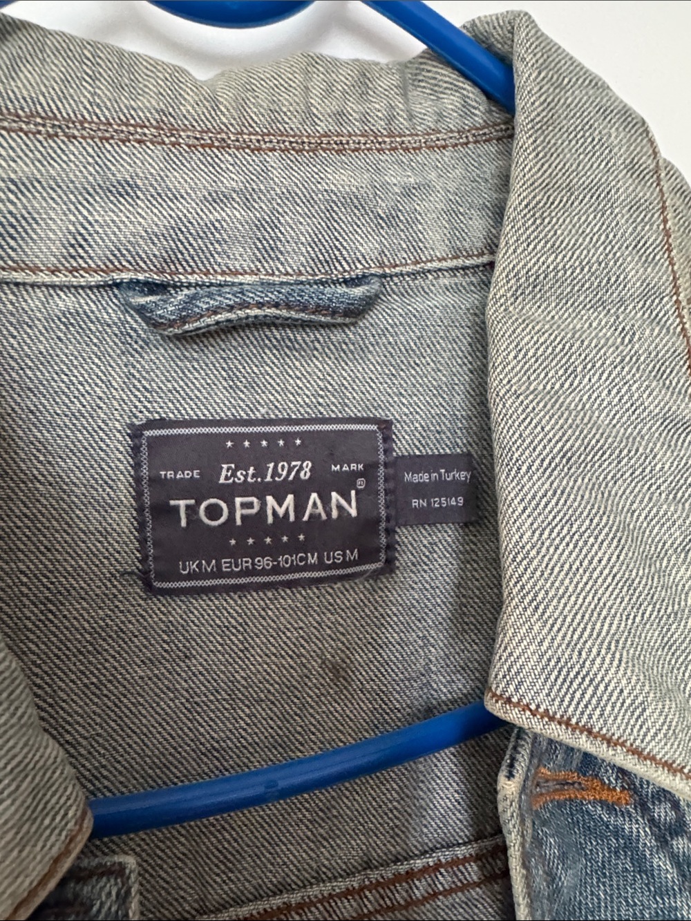 Topman Washed Blue Denim Trucker Jacket - Picture 2 of 6